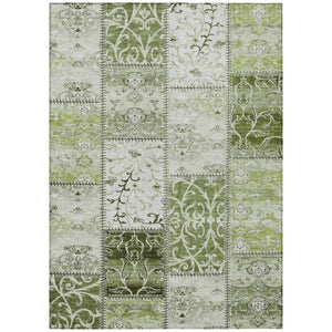 HomeRoots 5' Green Patchwork Area Rug - Washable, Non-Skid, Stain-Resistant for Indoor & Outdoor Spaces 5' X 8' 563560