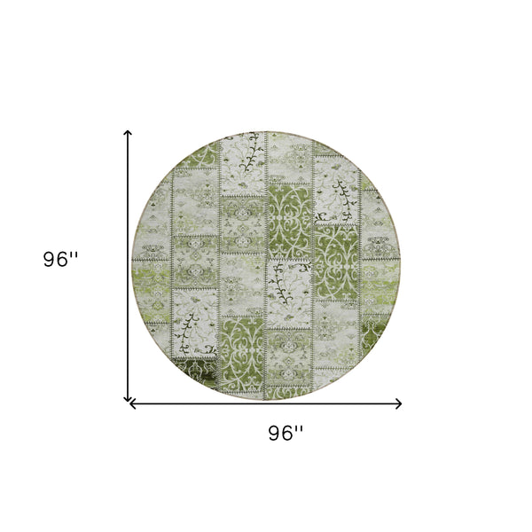 Homeroots 8' Round Green Round Patchwork Washable Non Skid Indoor Outdoor Area Rug Green Polyester 563561