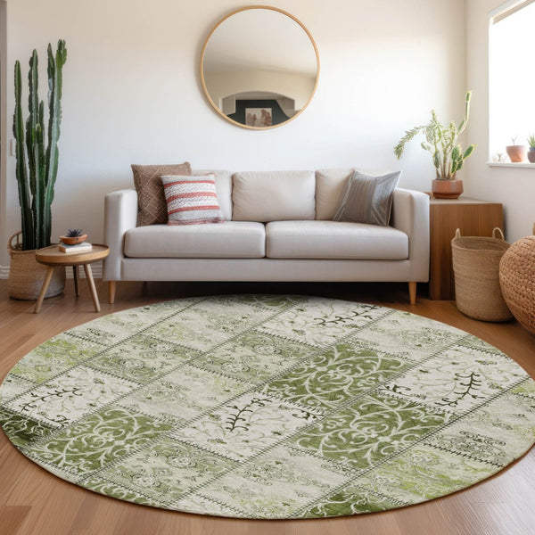HomeRoots 5' Green Patchwork Area Rug - Washable, Non-Skid, Stain-Resistant for Indoor & Outdoor Spaces 8' Round 563561