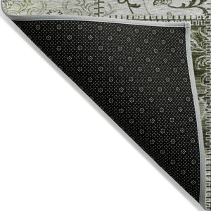 HomeRoots 5' Green Patchwork Area Rug - Washable, Non-Skid, Stain-Resistant for Indoor & Outdoor Spaces 10' X 14' 563564