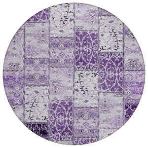 Homeroots 8' Round Purple Round Patchwork Washable Non Skid Indoor Outdoor Area Rug Purple Polyester 563570
