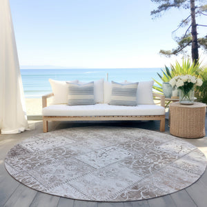 Homeroots 8' Round Taupe And Ivory Round Patchwork Washable Non Skid Indoor Outdoor Area Rug Taupe Polyester 563579