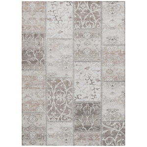 HomeRoots 8' Stylish Taupe and Ivory Round Patchwork Rug - Durable, Easy-Care Design for Indoor & Outdoor Use 8' X 10' 563580