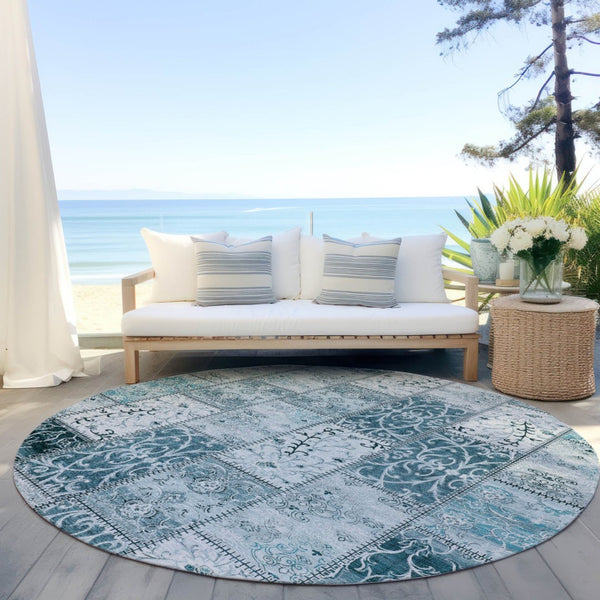HomeRoots 5' Teal Patchwork Area Rug – Durable, Washable, Non-Skid Design for Indoor & Outdoor Living Spaces 8' Round 563588