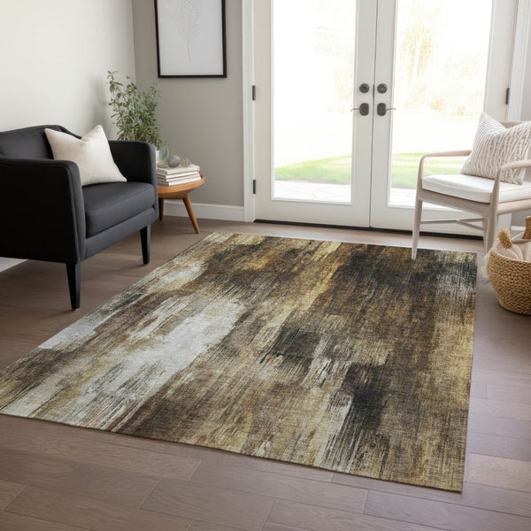 HomeRoots 5' Chocolate Abstract Indoor-Outdoor Area Rug - Stylish, Washable, Non-Skid Design for All Spaces 5' X 8' 563596