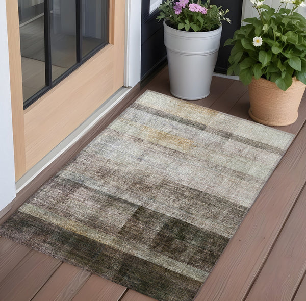Homeroots 3' X 5' Brown Ombre Washable Non Skid Indoor Outdoor Area Rug Brown Polyester 563631