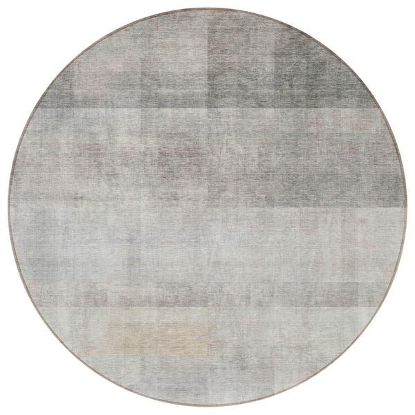 Homeroots 8' Round Taupe Round Ombre Washable Non Skid Indoor Outdoor Area Rug Taupe Polyester 563678