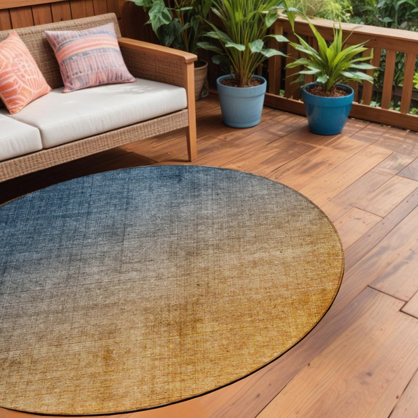 Homeroots 8' Round Denim And Gold Round Ombre Washable Non Skid Indoor Outdoor Area Rug Navy Polyester 563714