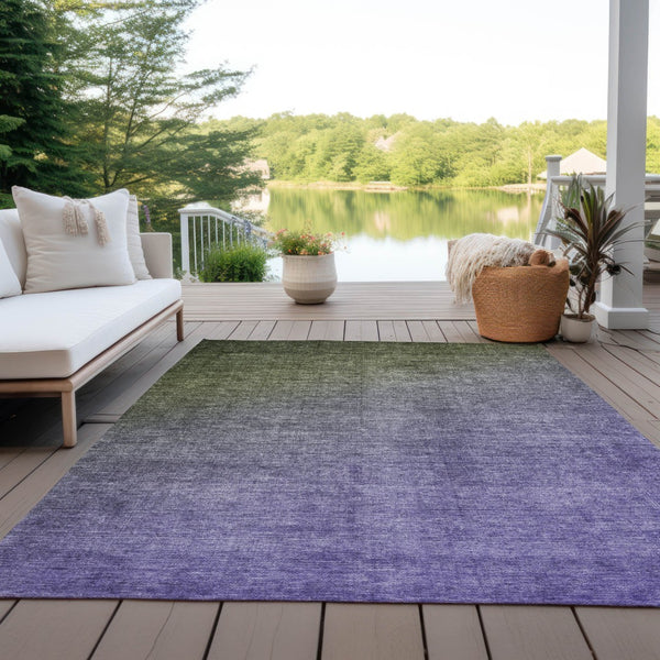 Homeroots 8' Blue And Green Ombre Washable Area Rug For Indoor And Outdoor Spaces - Stain Resistant Comfort 8' X 10' Polyester 563724