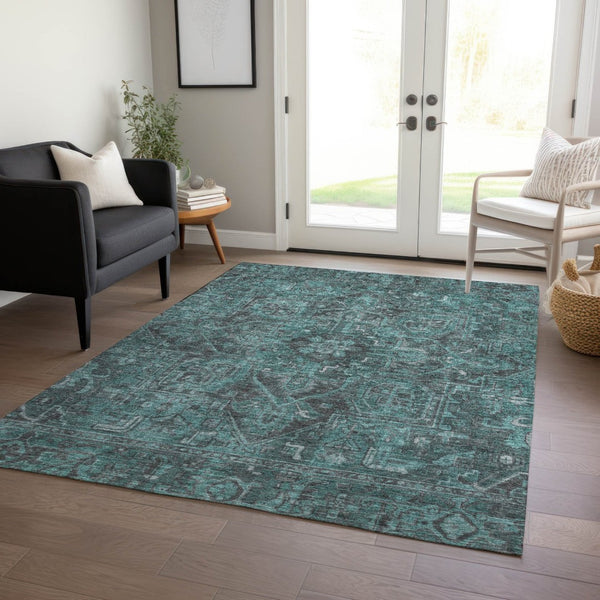 HomeRoots 5' Gray Oriental Area Rug - Stylish, Washable Design for Indoor and Outdoor High-Traffic Spaces 8' X 10' 563850