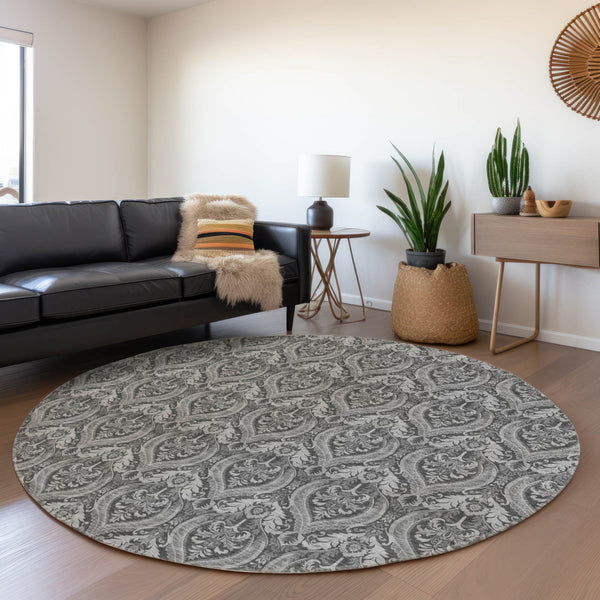 Homeroots 8' Round Gray Round Damask Washable Non Skid Indoor Outdoor Area Rug Gray Polyester 563876
