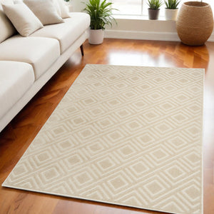 Homeroots 5' X 7' Beige Geometric Area Rug  Polypropylene 564023