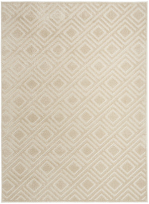 Homeroots 5' X 7' Beige Geometric Area Rug  Polypropylene 564023