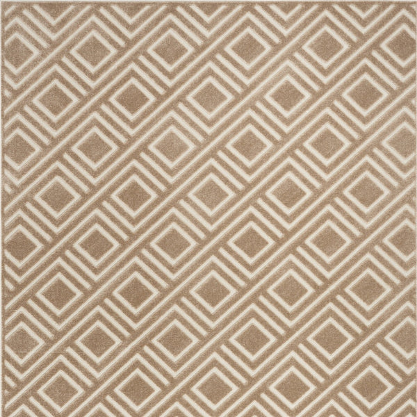 Homeroots 5' X 7' Brown Geometric Area Rug  Polypropylene 564028