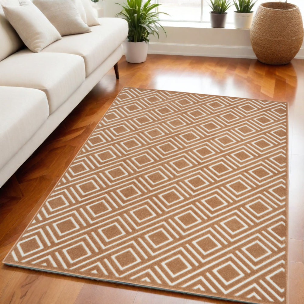Homeroots 5' X 7' Brown Geometric Area Rug  Polypropylene 564030