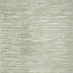 Homeroots 5' X 7' Green Geometric Area Rug  Polypropylene 564031