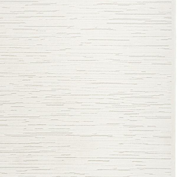 Homeroots 5' X 7' Cream Geometric Area Rug  Polypropylene 564038