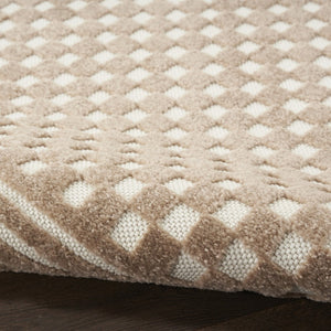 HomeRoots 7' Brown Geometric Area Rug - Stylish, Durable, Low-Pile Design for Living Rooms & High-Traffic Areas 7' X 9' 564096