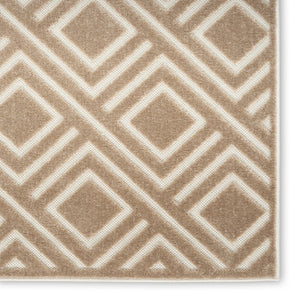 HomeRoots 7' Stylish Brown Geometric Area Rug - Modern Design for Living Rooms, Dining Areas & High-Traffic Spaces 7' X 9' 564097