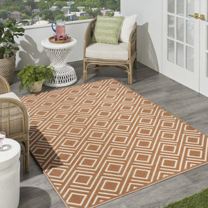 HomeRoots 7' Brown Geometric Area Rug - Modern Design for Living Spaces, Easy Care, and Low Pile Comfort 7' X 9' 564099