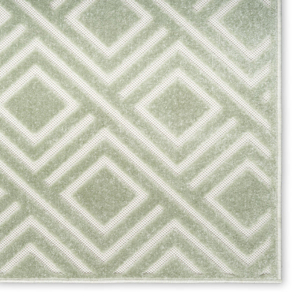 Homeroots 7' X 9' Green Geometric Area Rug  Polypropylene 564102