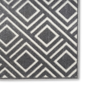 HomeRoots 7' Modern Gray Geometric Area Rug - Stylish Low-Pile Design for Living Rooms & Entryways 7' X 9' 564105