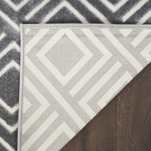 HomeRoots 7' Modern Gray Geometric Area Rug - Stylish Low-Pile Design for Living Rooms & Entryways 7' X 9' 564105