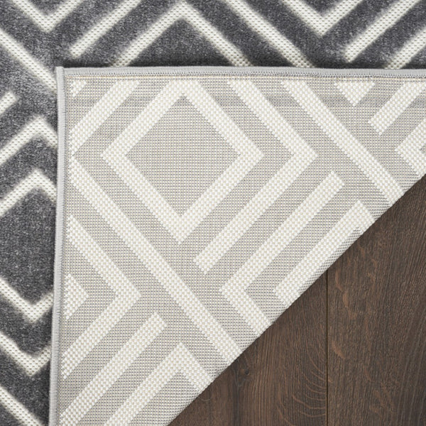 HomeRoots 7' Modern Gray Geometric Area Rug - Stylish Low-Pile Design for Living Rooms & Entryways 7' X 9' 564105