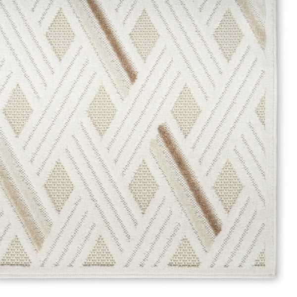 HomeRoots 7' Elevate Your Space with a Modern Cream Geometric Area Rug for Stylish, Everyday Use 7' X 9' 564106