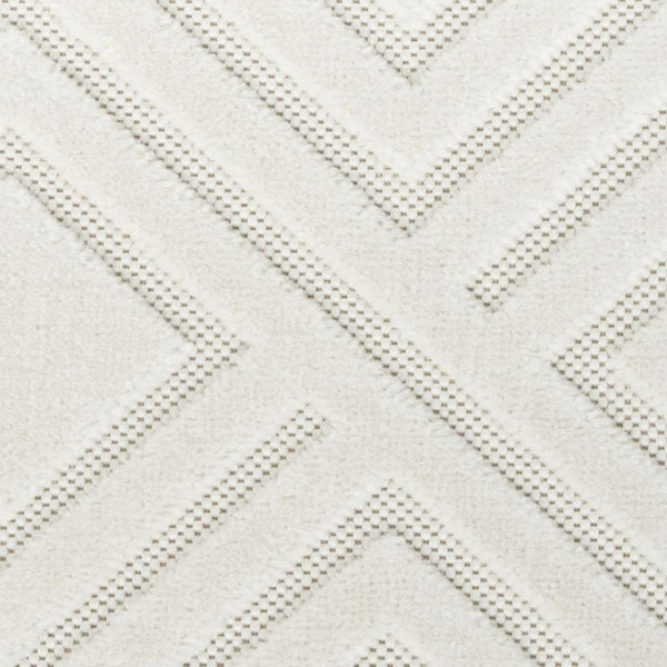 HomeRoots 7' Cream Geometric Area Rug - Soft Low-Pile Design for Modern Living Spaces, Durable & Stylish Floor Covering 7' X 9' 564108