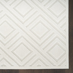 HomeRoots 7' Cream Geometric Area Rug - Soft Low-Pile Design for Modern Living Spaces, Durable & Stylish Floor Covering 7' X 9' 564108