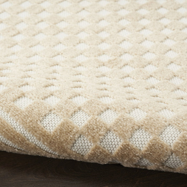 HomeRoots 7' Tan Geometric Area Rug – Modern Rectangular Design for Stylish Living Spaces and Versatile Decor 7' X 9' 564113