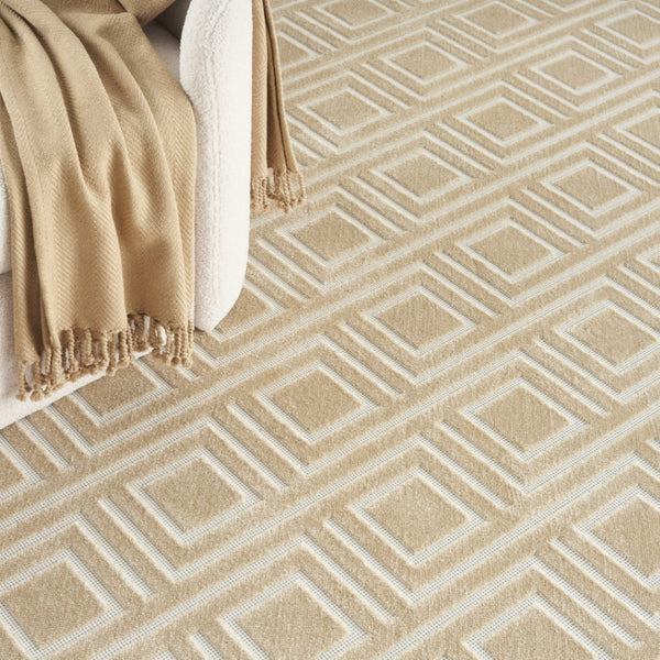 HomeRoots 7' Tan Geometric Area Rug - Modern Design for Cozy Living Spaces, Durable and Versatile Accent Piece 7' X 9' 564114