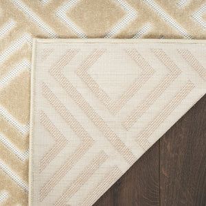 HomeRoots 7' Tan Geometric Area Rug - Modern Design for Cozy Living Spaces, Durable and Versatile Accent Piece 7' X 9' 564114