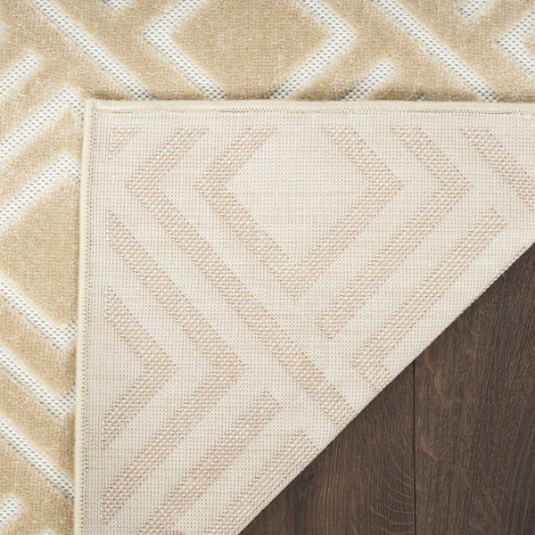 HomeRoots 7' Tan Geometric Area Rug - Modern Design for Cozy Living Spaces, Durable and Versatile Accent Piece 7' X 9' 564114