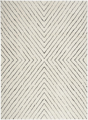 HomeRoots White Geometric Polyester Area Rug Power Loomed for Modern Living and Dining Room Decor 7' x 9' 564156