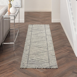 HomeRoots 8' Gray and White Wool Abstract Runner Rug - Stylish, Soft, and Durable for Hallways and Entryways 564177