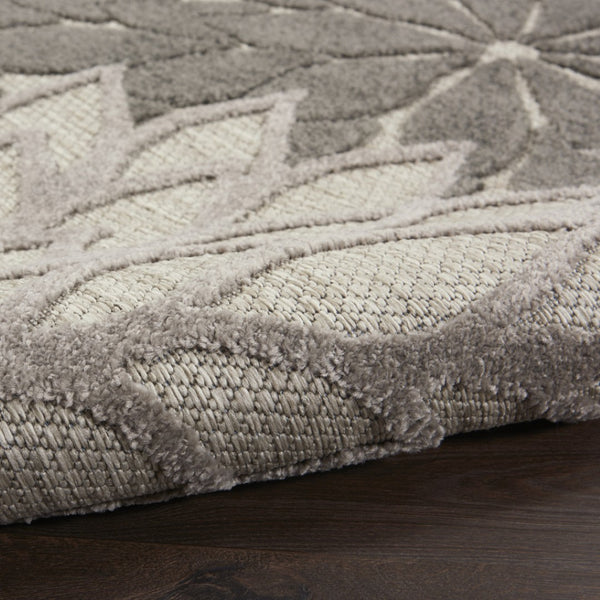 HomeRoots 9' Gray and Silver Floral Area Rug - Durable Indoor/Outdoor Charm for High-Traffic Spaces & Easy Care 564203