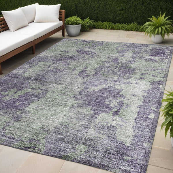 HomeRoots 5' Green Abstract Washable Area Rug - Stylish Indoor/Outdoor Design, Durable & Easy to Clean 5' X 8' 564282