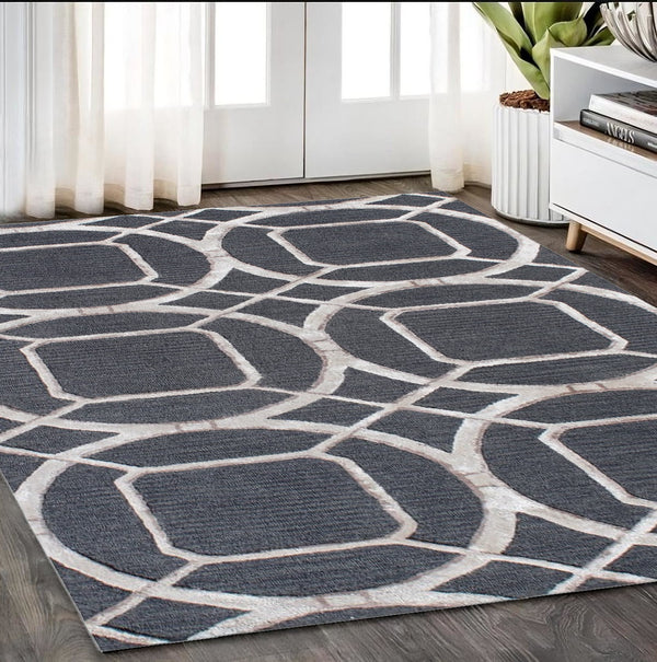 Homeroots 5' X 8' Charcoal And Ivory Abstract Geometric Hand Tufted Area Rug  Wool Blend 564708