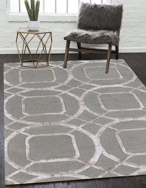 Homeroots 5' X 8' Gray And Light Gray Abstract Geometric Hand Tufted Area Rug  Wool Blend 564709