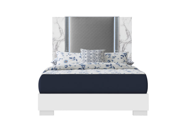 Homeroots White Luxurious Lighted King Bed Frame In White And Gray Wood With Faux Leather - Comfort Redefined!  Wood 564754