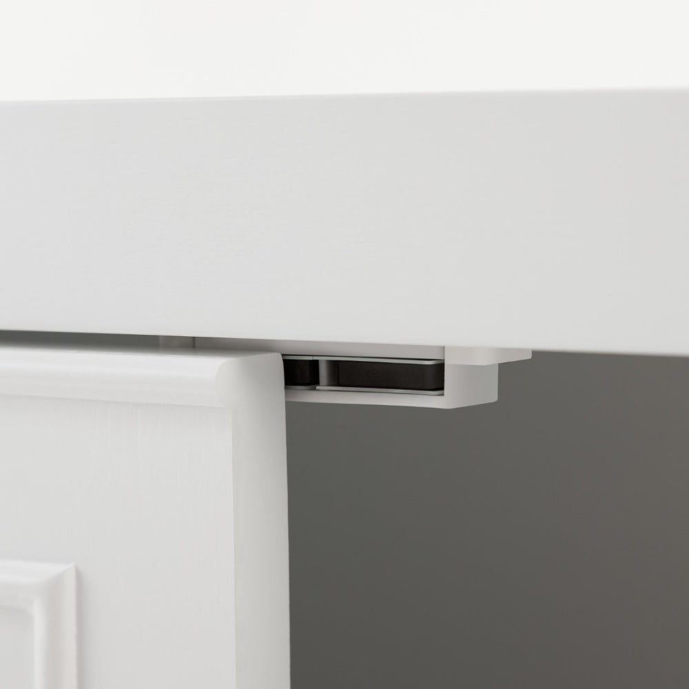 HomeRoots 22" White Wood Floating Vanity - Stylish Space-Saving Double Door Design for Modern Bathrooms 564797