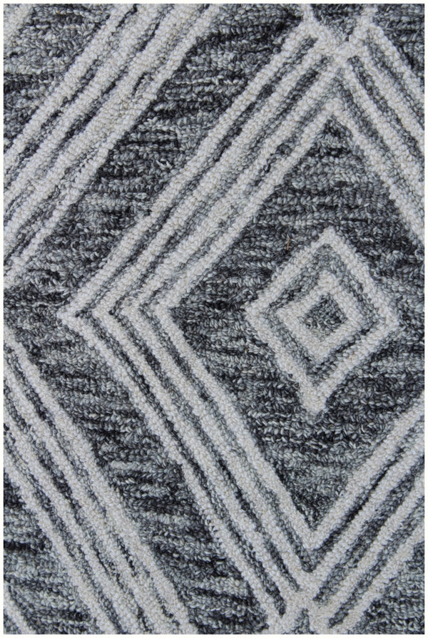 Homeroots 8' X 10' Black And Ivory Wool Abstract Geometric Hand Tufted Non Skid Area Rug  Wool 564799