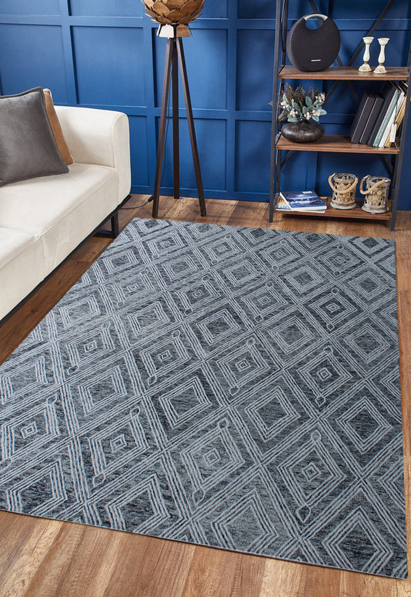Homeroots 8' X 10' Black And Ivory Wool Abstract Geometric Hand Tufted Non Skid Area Rug  Wool 564799