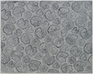 HomeRoots 5' Elegant Hand-Tufted Wool Floral Area Rug – Timeless Design, Stain-Resistant, Non-Skid Comfort Silver 564803