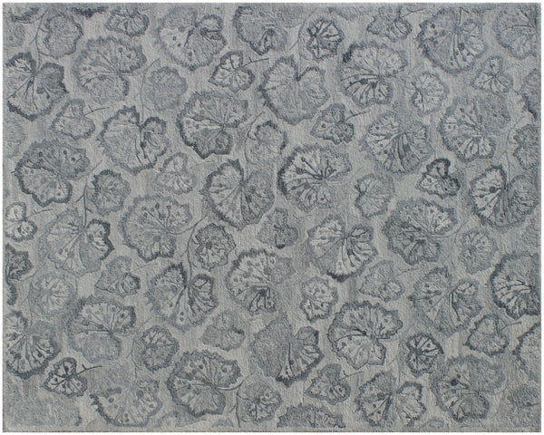 HomeRoots 5' Elegant Hand-Tufted Wool Floral Area Rug – Timeless Design, Stain-Resistant, Non-Skid Comfort Silver 564803