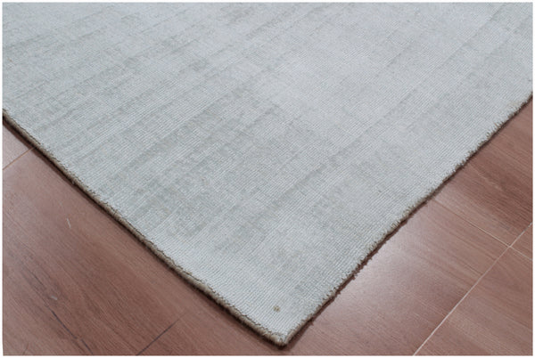 Homeroots 8' X 10' Sage Hand Loomed Area Rug  Viscose 564912