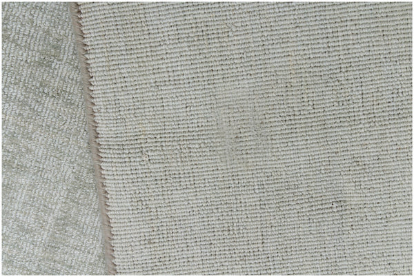 Homeroots 5' X 8' Green Hand Loomed Area Rug  Viscose 564916