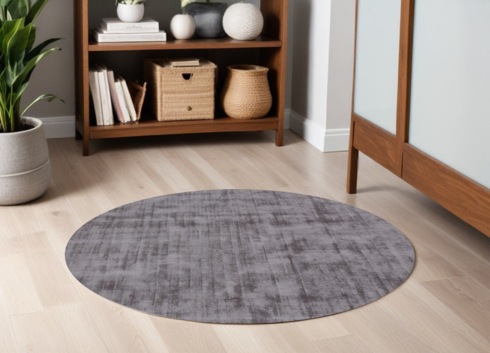 Homeroots 6' Dark Brown Round Hand Loomed Area Rug  Viscose 564926